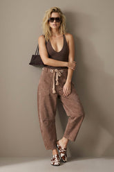 Flocked Pull-On Barrel Jeans – Chestnut